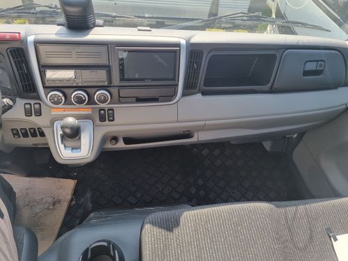 https://csb-strapi-files.fsn1.your-objectstorage.com/inventory-cars/images/3c2a44d062ad1c682b728aaa4213647dfa76d0d9/8_500_8161.jpg