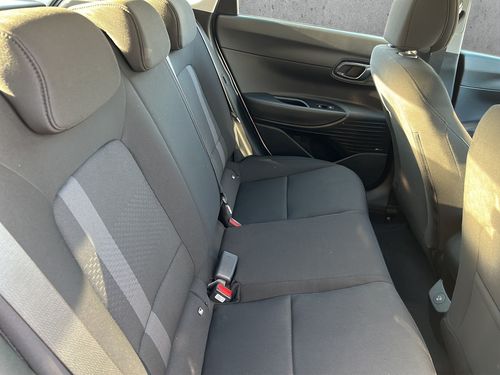 https://csb-strapi-files.fsn1.your-objectstorage.com/inventory-cars/images/3cb33e5b2a3e7ddbf8fb0ab3ee68d310646afa0d/19_500_4417.jpg