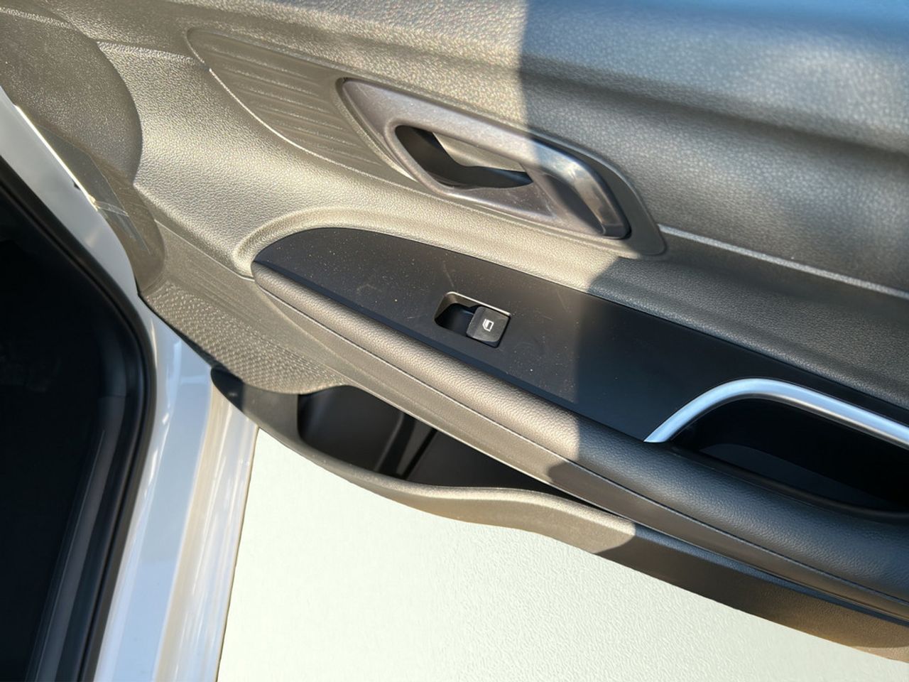 https://csb-strapi-files.fsn1.your-objectstorage.com/inventory-cars/images/3cb33e5b2a3e7ddbf8fb0ab3ee68d310646afa0d/21_1280_7030.jpg