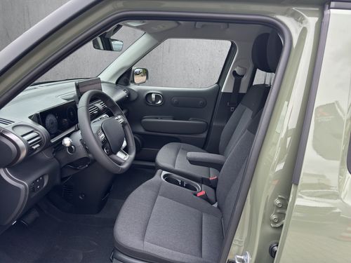 https://csb-strapi-files.fsn1.your-objectstorage.com/inventory-cars/images/3d1df8a82d352f6c6d4fbf1f40921a1a024cfa71/10_500_4799.jpg