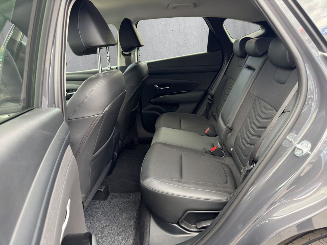 https://csb-strapi-files.fsn1.your-objectstorage.com/inventory-cars/images/3fbef2a3457900d657b469e9c16fb77e0d2a8029/12_1280_6529.jpg