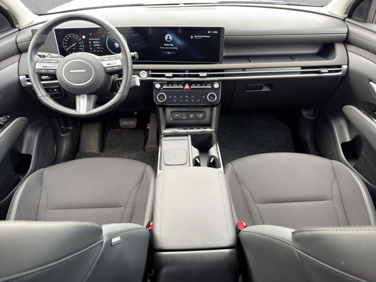 https://csb-strapi-files.fsn1.your-objectstorage.com/inventory-cars/images/3fbef2a3457900d657b469e9c16fb77e0d2a8029/13_1280_9025.jpg