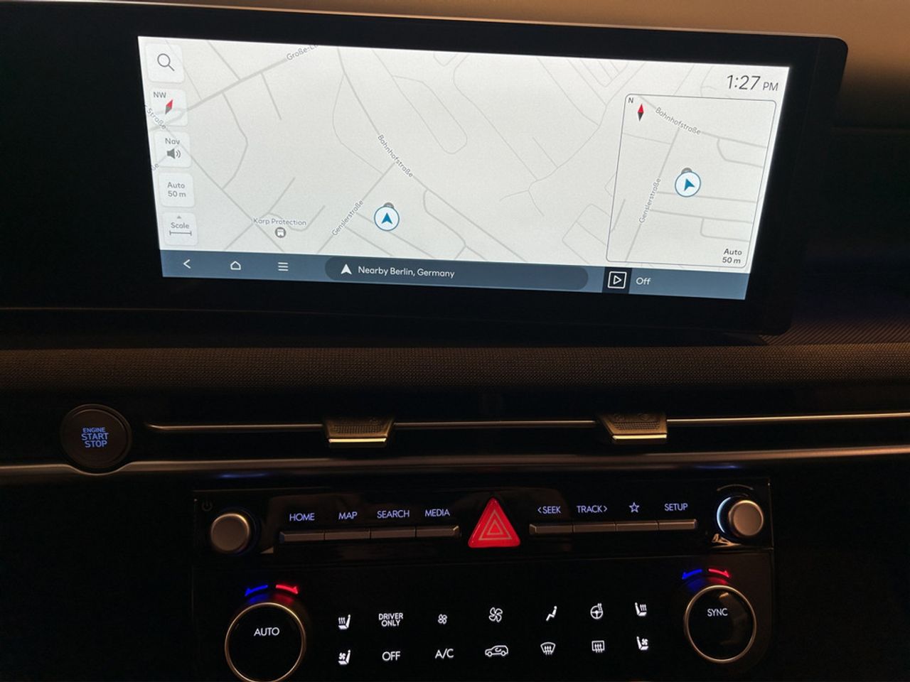 https://csb-strapi-files.fsn1.your-objectstorage.com/inventory-cars/images/3fc5eab263b29853248d95595eade54882c79bb5/18_1280_5921.jpg