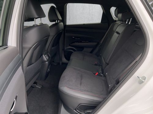 https://csb-strapi-files.fsn1.your-objectstorage.com/inventory-cars/images/4003d793f88d54c8fe19cc97d0f87e59df87667d/15_500_1443.jpg