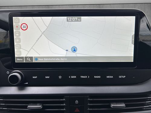 https://csb-strapi-files.fsn1.your-objectstorage.com/inventory-cars/images/40908e0fa0937e5c8068a050e663d48e22d8f8ab/17_500_4155.jpg