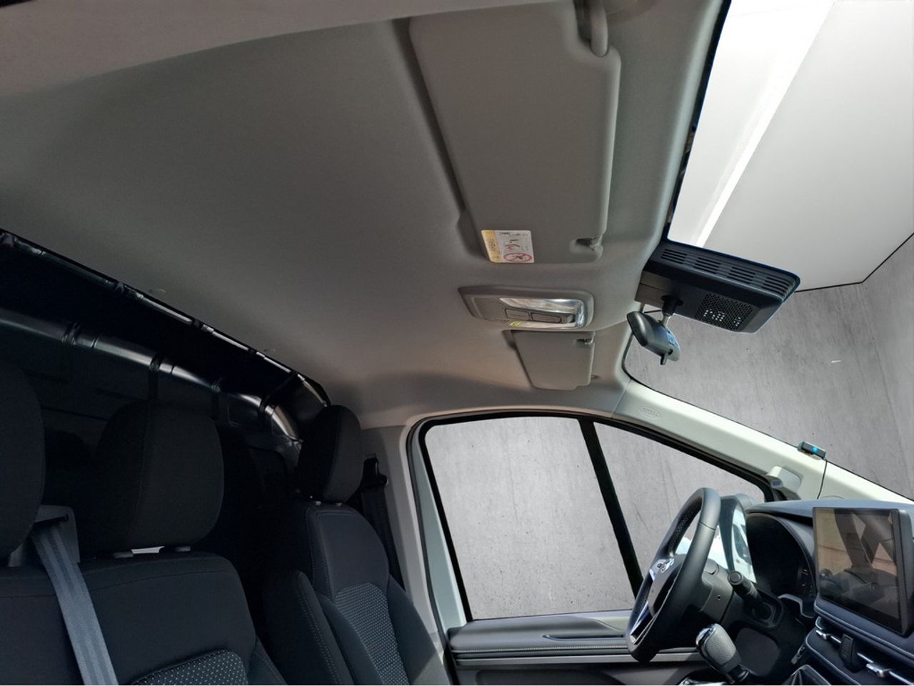 https://csb-strapi-files.fsn1.your-objectstorage.com/inventory-cars/images/40f4f135d9def5797950db8d3b616472242054a2/21_1280_9885.jpg