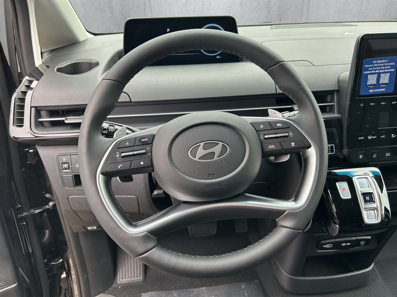 https://csb-strapi-files.fsn1.your-objectstorage.com/inventory-cars/images/41a7dac0c93d0bae21db5cc262942f00c52040a2/10_1280_5989.jpg