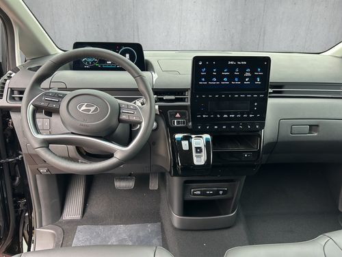 https://csb-strapi-files.fsn1.your-objectstorage.com/inventory-cars/images/41a7dac0c93d0bae21db5cc262942f00c52040a2/16_500_6650.jpg