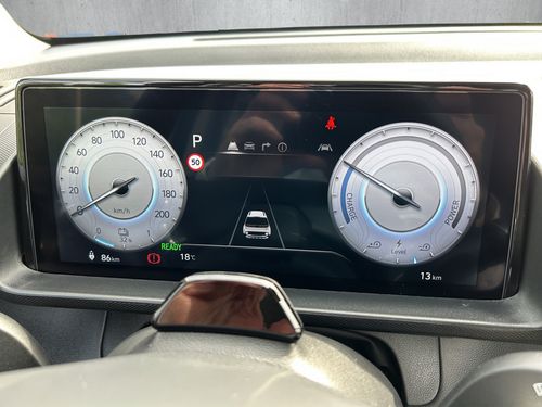 https://csb-strapi-files.fsn1.your-objectstorage.com/inventory-cars/images/430f4a27e1d10419cb10e3839723f08985614922/11_500_5823.jpg