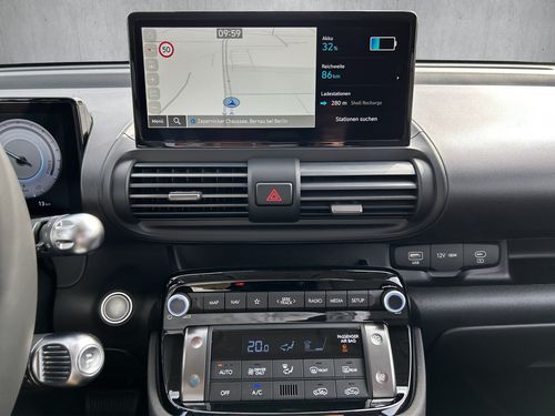 https://csb-strapi-files.fsn1.your-objectstorage.com/inventory-cars/images/430f4a27e1d10419cb10e3839723f08985614922/12_500_6820.jpg