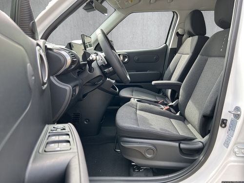 https://csb-strapi-files.fsn1.your-objectstorage.com/inventory-cars/images/430f4a27e1d10419cb10e3839723f08985614922/9_500_2431.jpg