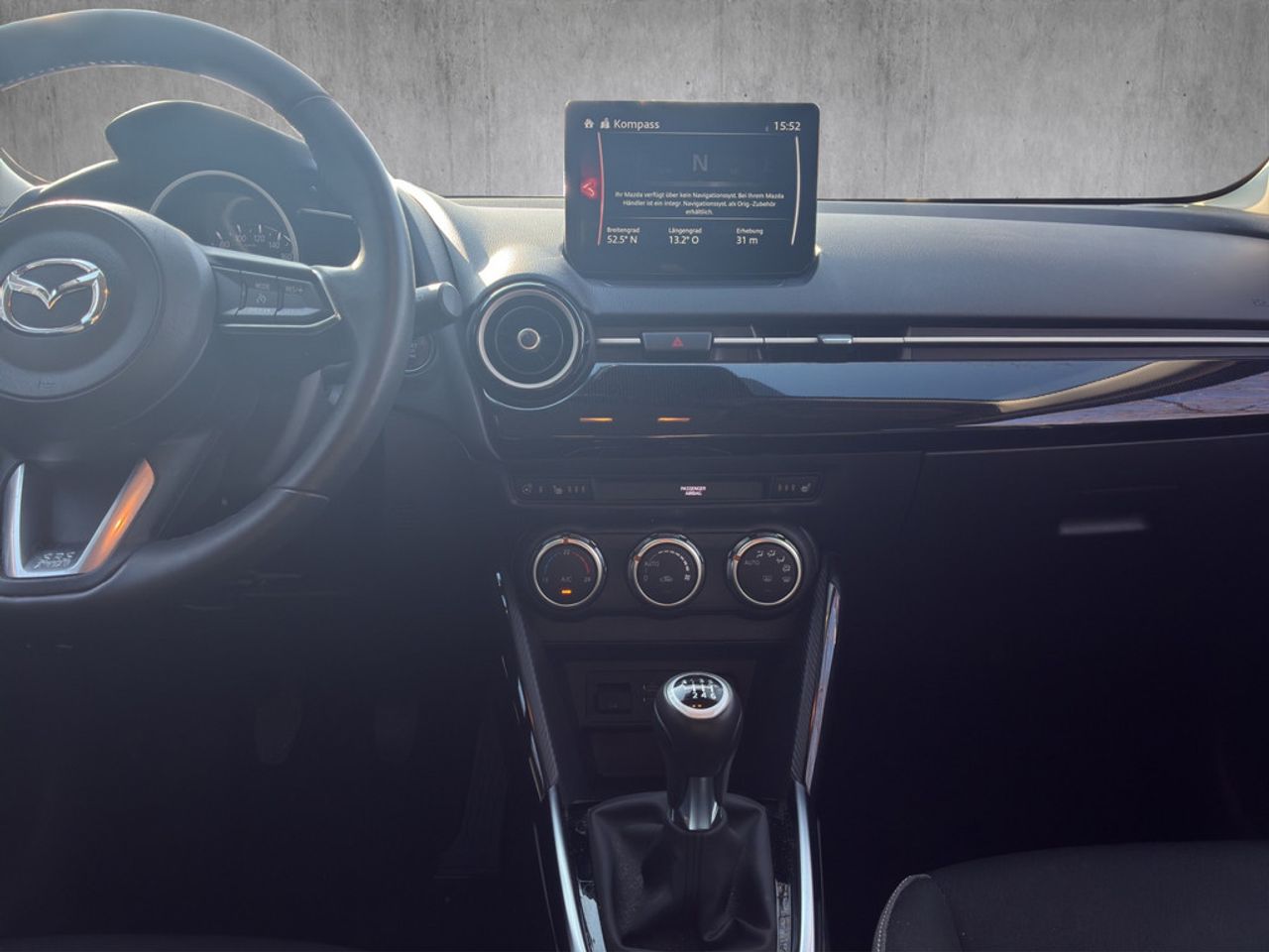 https://csb-strapi-files.fsn1.your-objectstorage.com/inventory-cars/images/4326cc1200c60e161c65717d41e367ba168d85fc/16_1280_4361.jpg