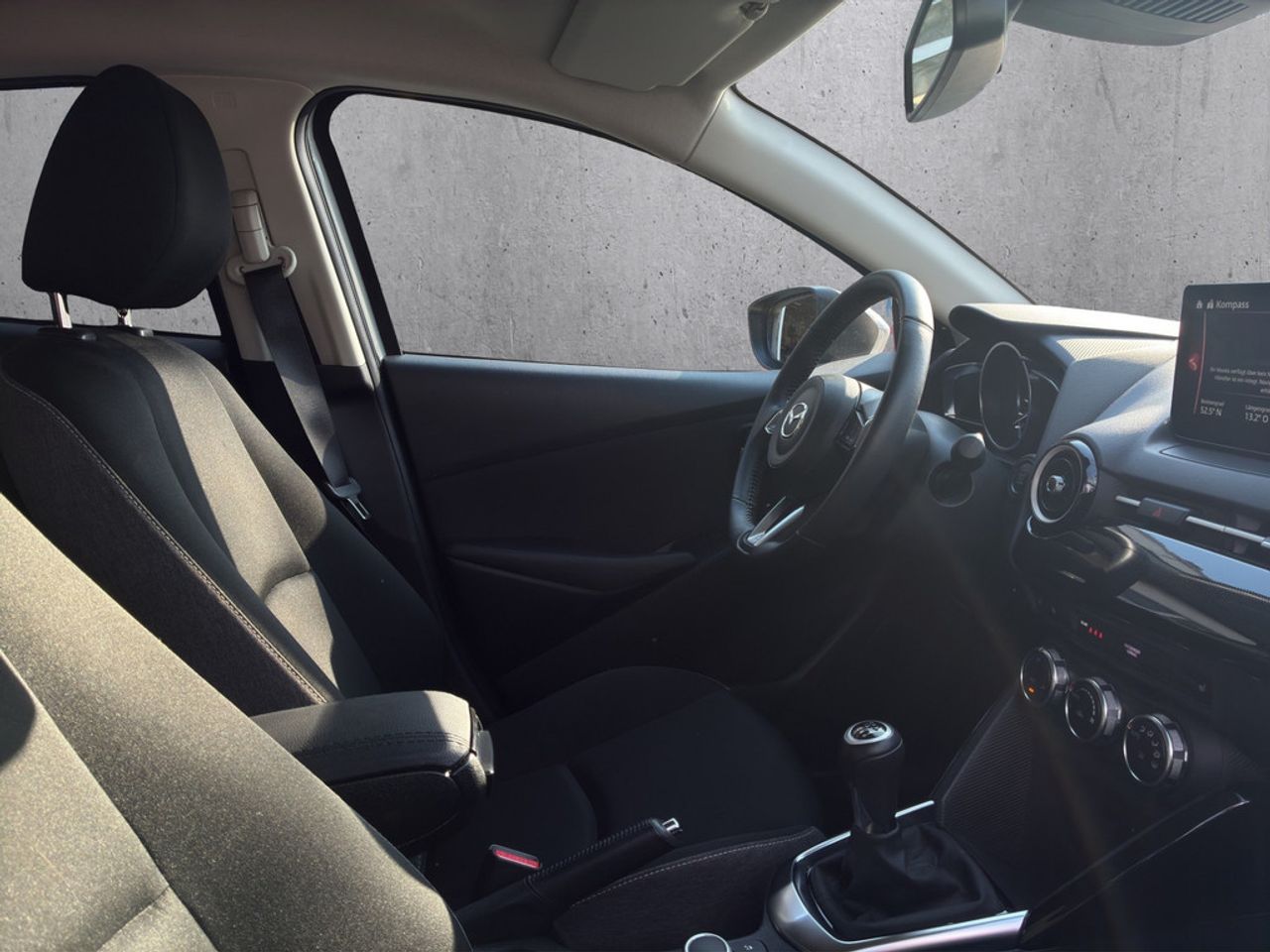 https://csb-strapi-files.fsn1.your-objectstorage.com/inventory-cars/images/4326cc1200c60e161c65717d41e367ba168d85fc/19_1280_2704.jpg