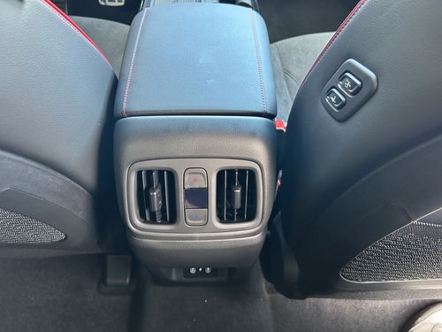 https://csb-strapi-files.fsn1.your-objectstorage.com/inventory-cars/images/4329cdca3ca4543ddbea54e4e20d9ef9aaaff345/22_500_3937.jpg
