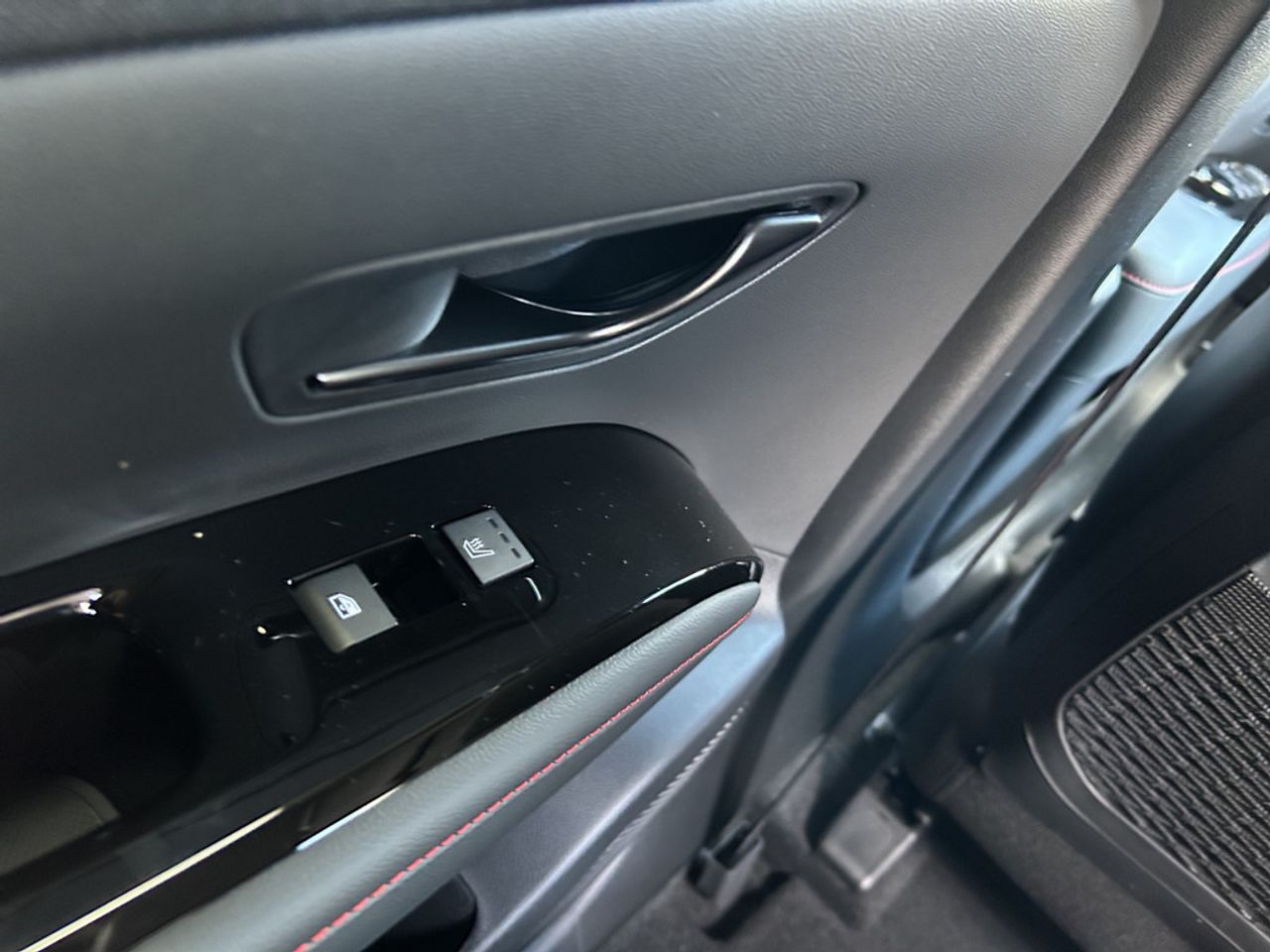 https://csb-strapi-files.fsn1.your-objectstorage.com/inventory-cars/images/4329cdca3ca4543ddbea54e4e20d9ef9aaaff345/23_1280_3257.jpg