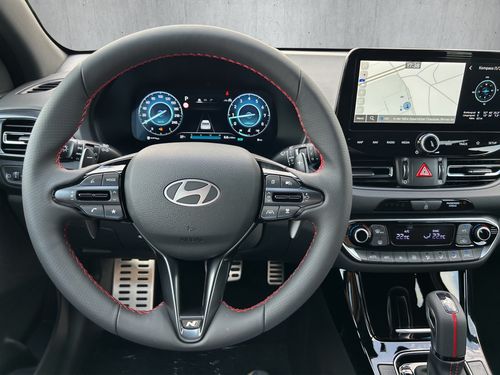 https://csb-strapi-files.fsn1.your-objectstorage.com/inventory-cars/images/43d479ef15984e1318f7da9318f68e53b1a2e29b/10_500_1869.jpg