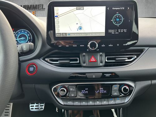 https://csb-strapi-files.fsn1.your-objectstorage.com/inventory-cars/images/43d479ef15984e1318f7da9318f68e53b1a2e29b/12_500_4819.jpg