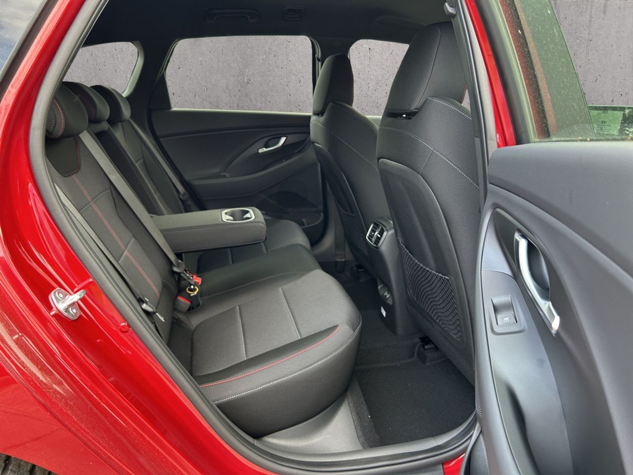 https://csb-strapi-files.fsn1.your-objectstorage.com/inventory-cars/images/43d479ef15984e1318f7da9318f68e53b1a2e29b/19_1280_8787.jpg