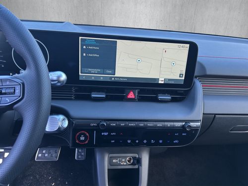 https://csb-strapi-files.fsn1.your-objectstorage.com/inventory-cars/images/444a897b9c8d19f6a4ae1081ca95415d67e92191/12_500_2734.jpg