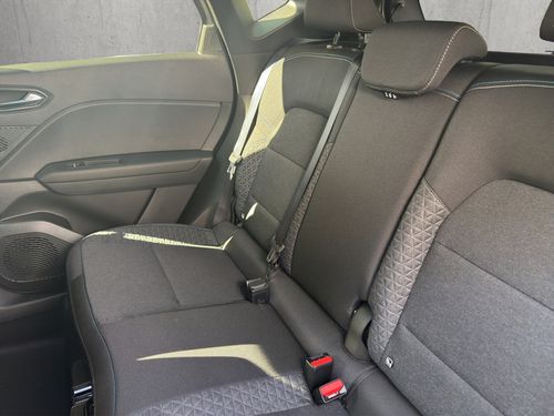 https://csb-strapi-files.fsn1.your-objectstorage.com/inventory-cars/images/45db459f5b13f82c6d1c876f6d94d3bb91901a8a/13_500_7865.jpg