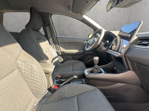 https://csb-strapi-files.fsn1.your-objectstorage.com/inventory-cars/images/45db459f5b13f82c6d1c876f6d94d3bb91901a8a/18_500_2851.jpg