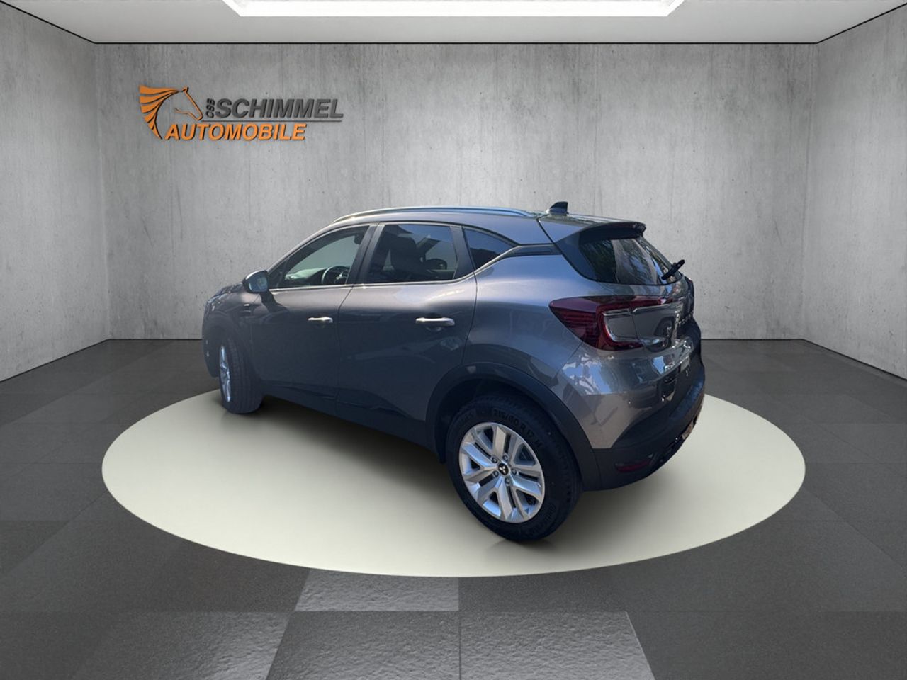 https://csb-strapi-files.fsn1.your-objectstorage.com/inventory-cars/images/45db459f5b13f82c6d1c876f6d94d3bb91901a8a/4_1280_4858.jpg