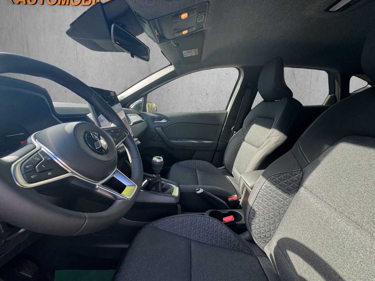 https://csb-strapi-files.fsn1.your-objectstorage.com/inventory-cars/images/45db459f5b13f82c6d1c876f6d94d3bb91901a8a/9_1280_9306.jpg