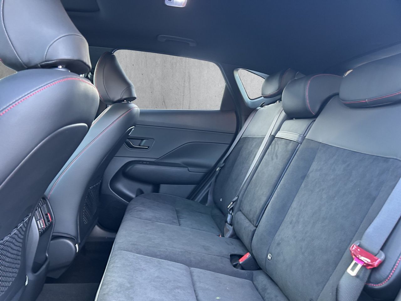 https://csb-strapi-files.fsn1.your-objectstorage.com/inventory-cars/images/46f15054c0ee49cc123792c180c92ff09f23bbde/10_1280_4135.jpg