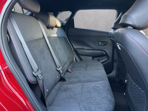https://csb-strapi-files.fsn1.your-objectstorage.com/inventory-cars/images/46f15054c0ee49cc123792c180c92ff09f23bbde/15_500_2533.jpg