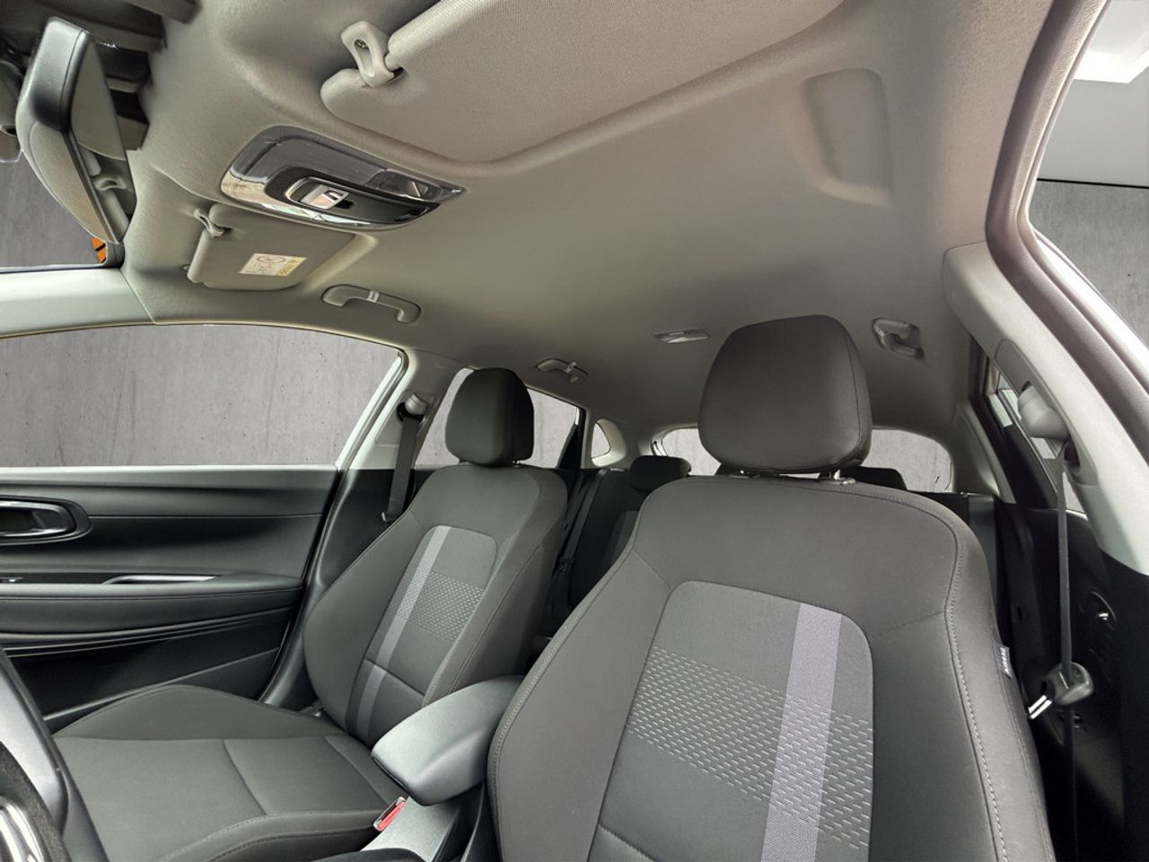 https://csb-strapi-files.fsn1.your-objectstorage.com/inventory-cars/images/4709a12f82716914b085674e4f0fdcbe97199814/12_1280_1827.jpg