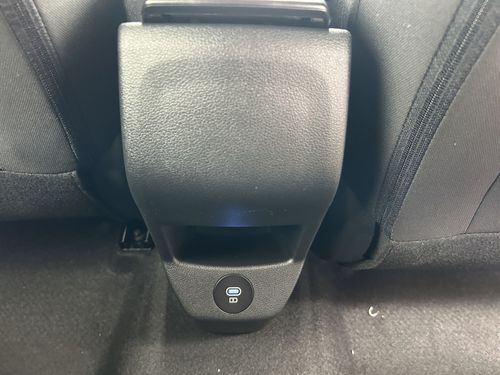 https://csb-strapi-files.fsn1.your-objectstorage.com/inventory-cars/images/4709a12f82716914b085674e4f0fdcbe97199814/21_500_5390.jpg