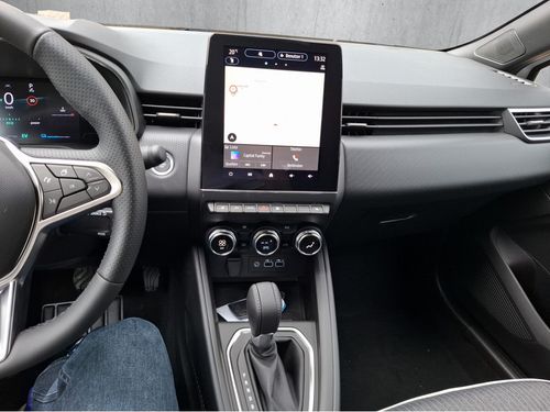 https://csb-strapi-files.fsn1.your-objectstorage.com/inventory-cars/images/4782059d863d3ab9e3e933142a1e2db54ee3f566/12_500_5536.jpg