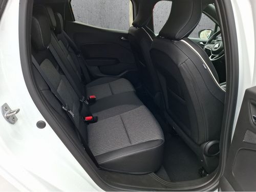 https://csb-strapi-files.fsn1.your-objectstorage.com/inventory-cars/images/4782059d863d3ab9e3e933142a1e2db54ee3f566/18_500_8793.jpg