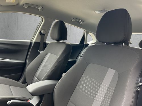 https://csb-strapi-files.fsn1.your-objectstorage.com/inventory-cars/images/4a31a6ca3b618f54c2e59bdc80181a83dd100719/12_500_4518.jpg