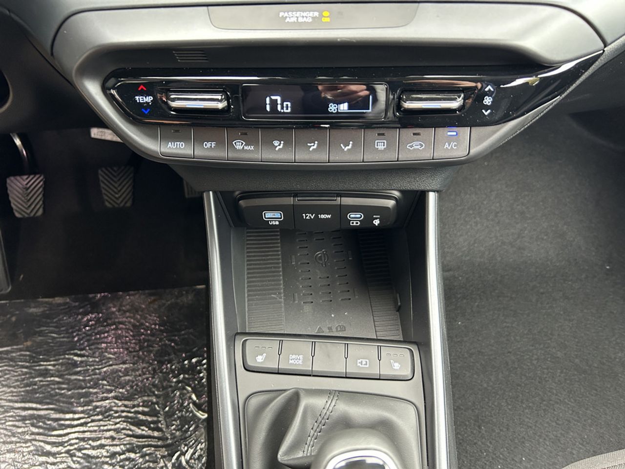 https://csb-strapi-files.fsn1.your-objectstorage.com/inventory-cars/images/4a31a6ca3b618f54c2e59bdc80181a83dd100719/19_1280_6624.jpg