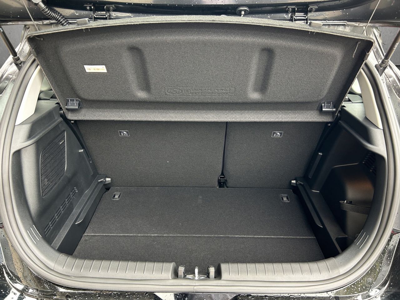 https://csb-strapi-files.fsn1.your-objectstorage.com/inventory-cars/images/4a31a6ca3b618f54c2e59bdc80181a83dd100719/5_1280_7463.jpg