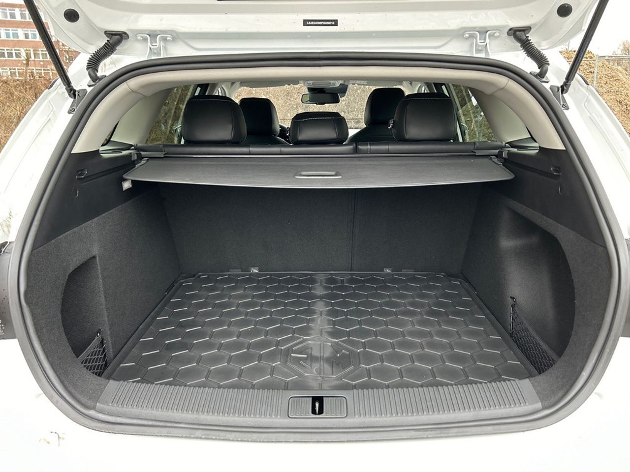 https://csb-strapi-files.fsn1.your-objectstorage.com/inventory-cars/images/4cd9618201ce1f081990ebc951d636a596a53494/11_1280_9607.jpg