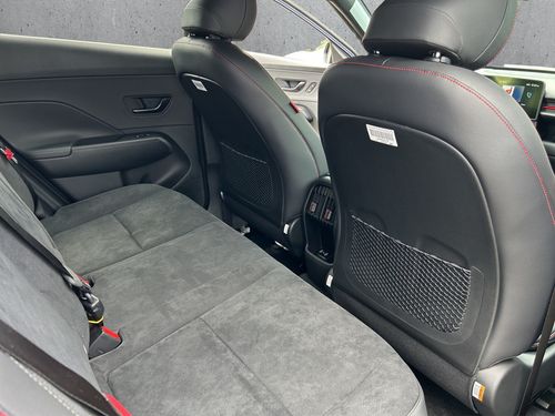 https://csb-strapi-files.fsn1.your-objectstorage.com/inventory-cars/images/4d064d34fc4a555817839b8e7ff914905b72996f/18_500_8530.jpg