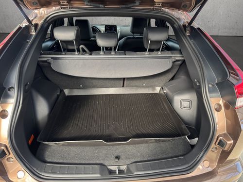 https://csb-strapi-files.fsn1.your-objectstorage.com/inventory-cars/images/4e285471f78977dbcecdf5210def1f04b3232282/5_500_6479.jpg