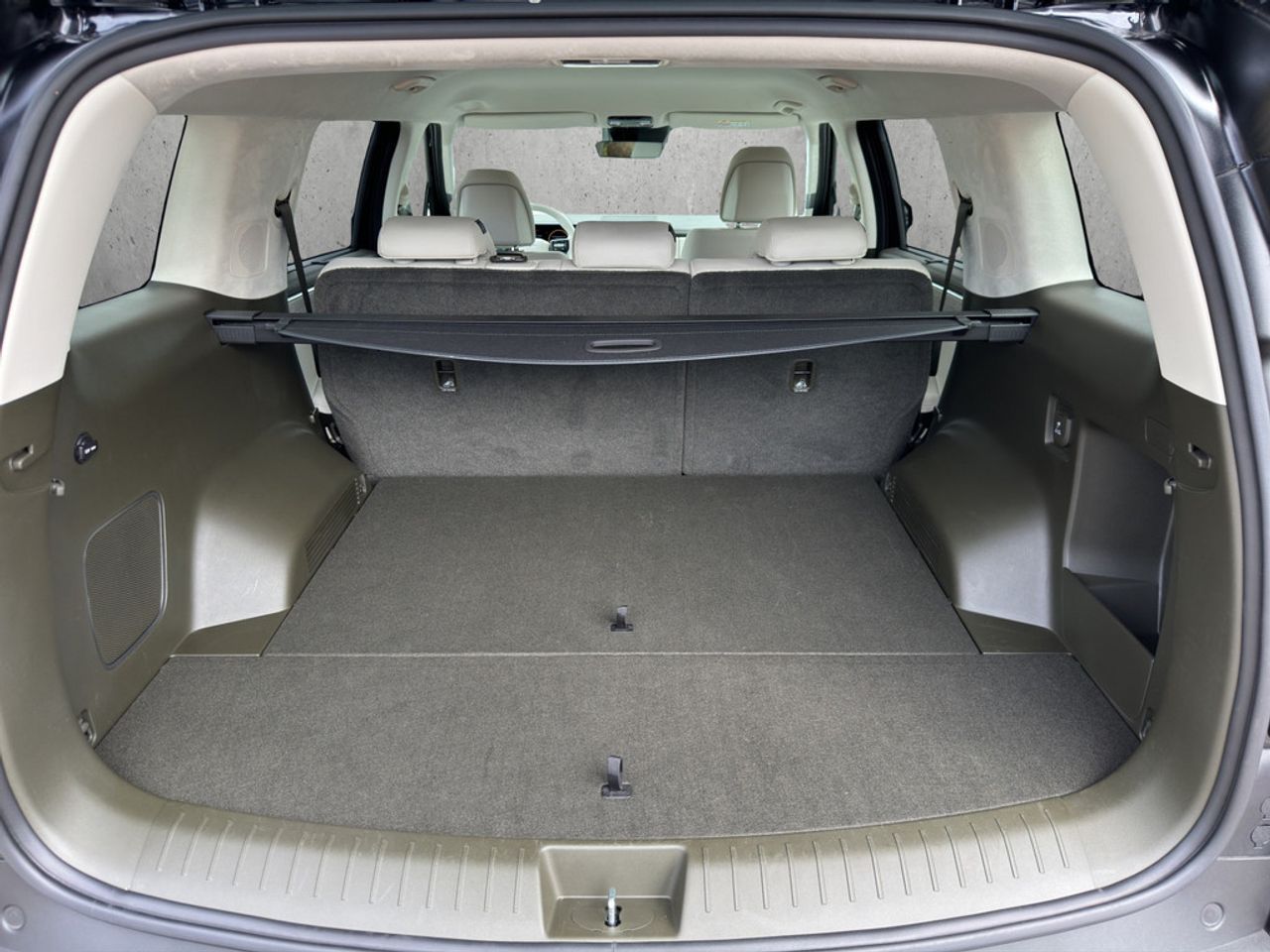 https://csb-strapi-files.fsn1.your-objectstorage.com/inventory-cars/images/4f3f9ca2c8c06008baee3f391328f5dc919d34f8/18_1280_7172.jpg