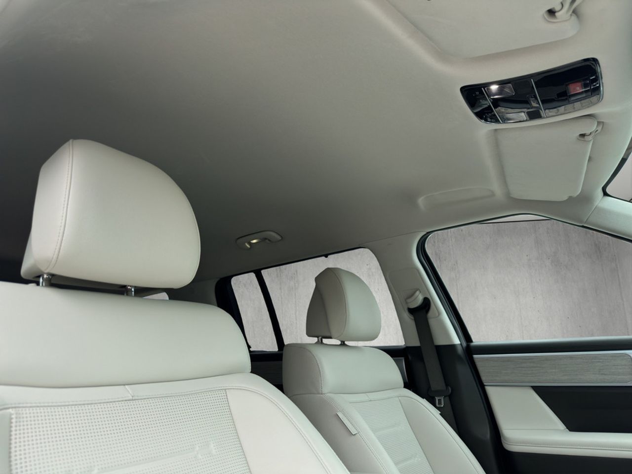 https://csb-strapi-files.fsn1.your-objectstorage.com/inventory-cars/images/4f3f9ca2c8c06008baee3f391328f5dc919d34f8/23_1280_4239.jpg