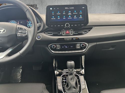 https://csb-strapi-files.fsn1.your-objectstorage.com/inventory-cars/images/4f756884f8ae8311f51ef5f8f744d822c63a4f15/17_500_9793.jpg