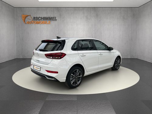 https://csb-strapi-files.fsn1.your-objectstorage.com/inventory-cars/images/4f756884f8ae8311f51ef5f8f744d822c63a4f15/6_500_3028.jpg