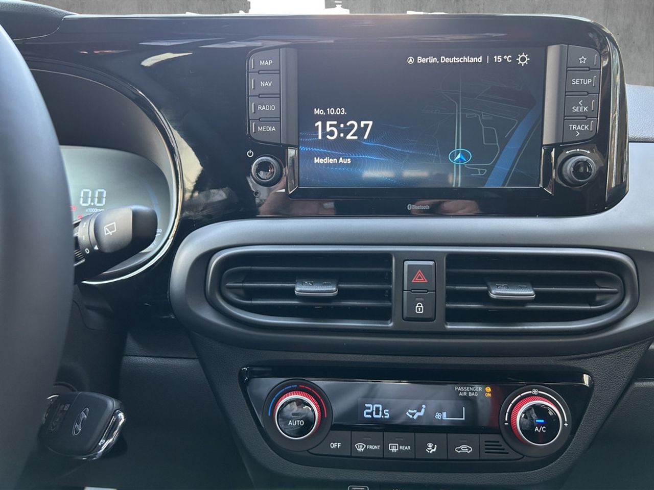 https://csb-strapi-files.fsn1.your-objectstorage.com/inventory-cars/images/5131706956758cae11f6ea27e9523f706a079062/12_1280_8697.jpg