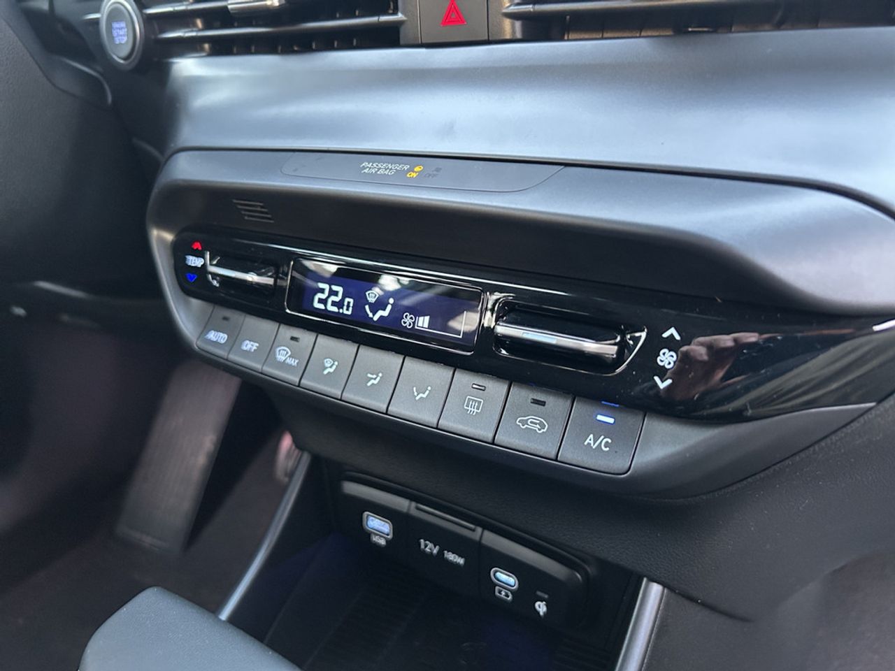 https://csb-strapi-files.fsn1.your-objectstorage.com/inventory-cars/images/513bca233d9f3ba93707f830514941b338ffaa0e/21_1280_8402.jpg