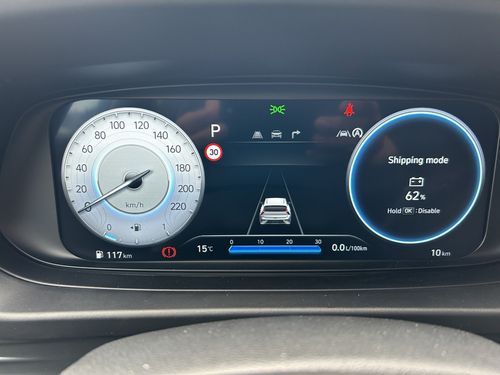 https://csb-strapi-files.fsn1.your-objectstorage.com/inventory-cars/images/51d0348e90fedf8e5a66146debf22b077d31d798/18_500_6576.jpg