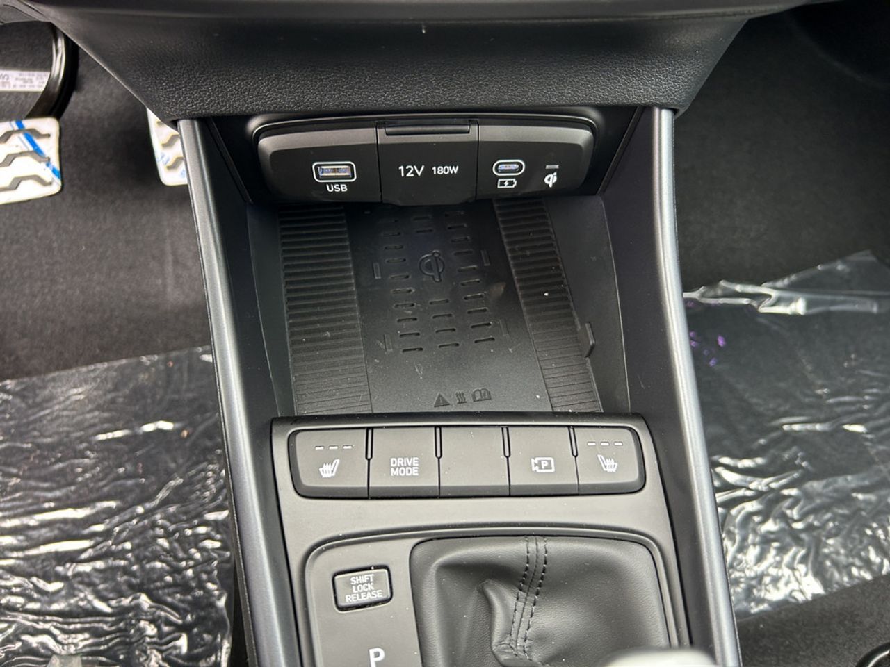 https://csb-strapi-files.fsn1.your-objectstorage.com/inventory-cars/images/51d0348e90fedf8e5a66146debf22b077d31d798/33_1280_8503.jpg