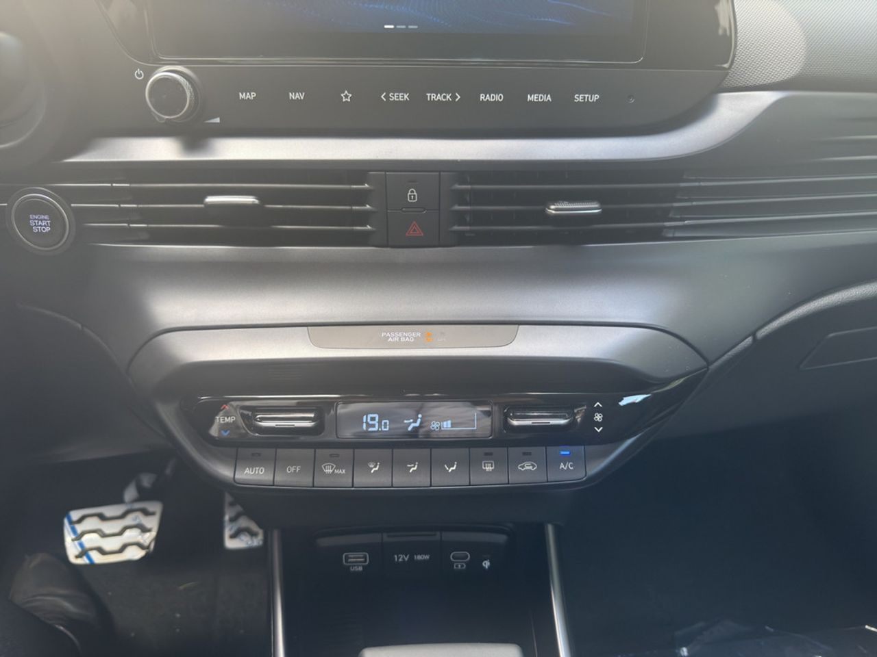 https://csb-strapi-files.fsn1.your-objectstorage.com/inventory-cars/images/51fbb85399dd61c810d624af29f3f294c98c1367/12_1280_1596.jpg