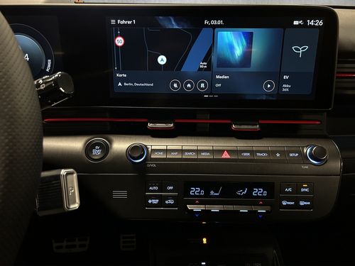 https://csb-strapi-files.fsn1.your-objectstorage.com/inventory-cars/images/53b13dc2433815e4af6bd11b8f12dac29d923467/12_500_6808.jpg