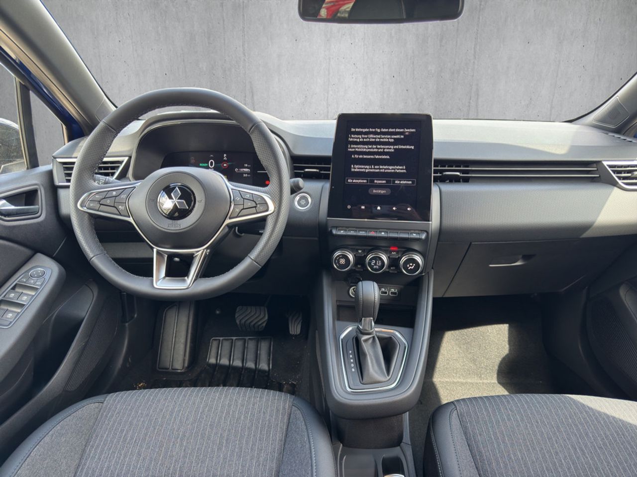 https://csb-strapi-files.fsn1.your-objectstorage.com/inventory-cars/images/54e634b66994efb76aa507009f7d5d4ab8bf92c8/14_1280_4669.jpg